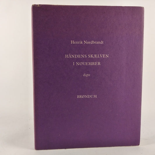 Håndens skælven i november af Henrik Nordbrandt