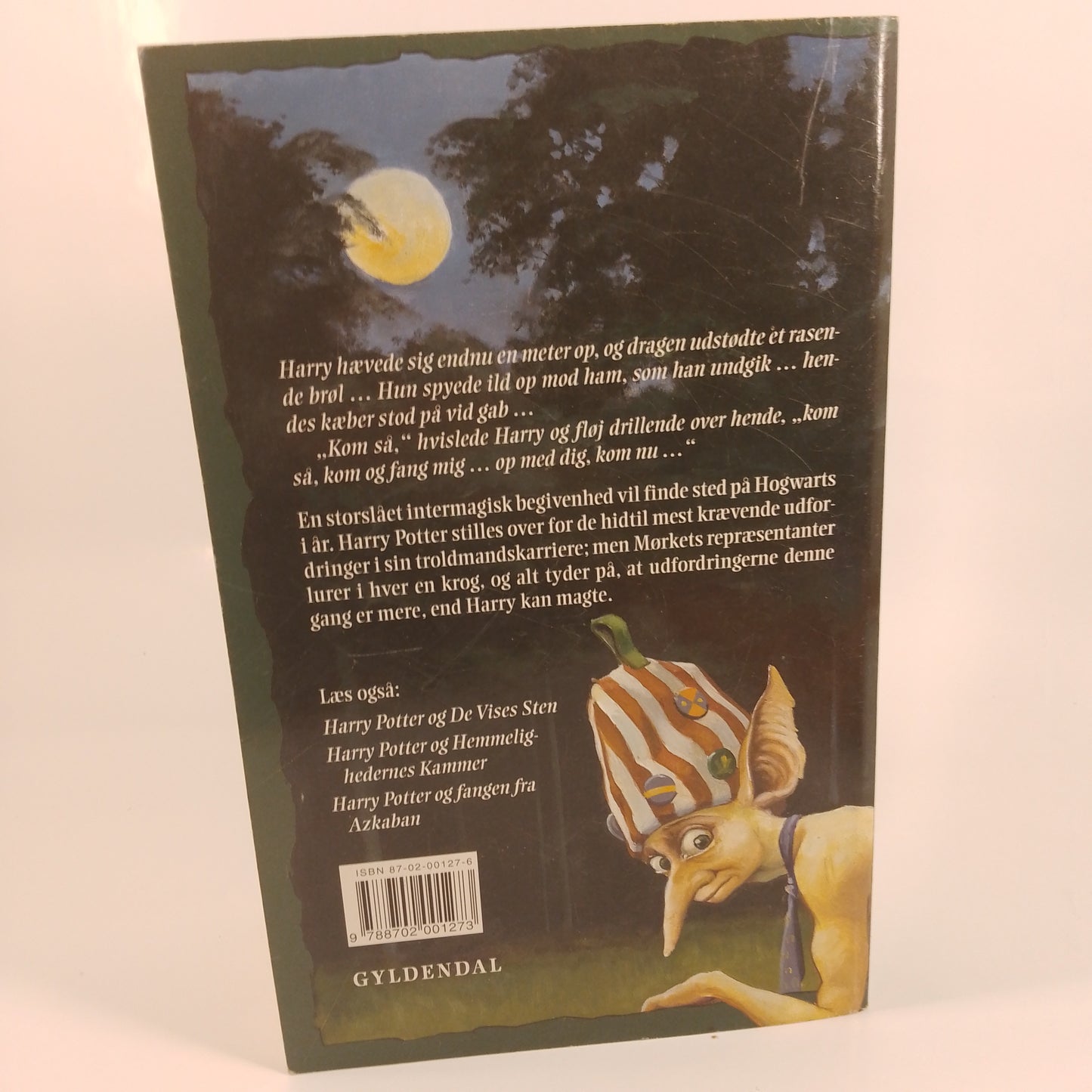 Harry Potter og flammernes pokal af J.K. Rowling