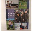 En kær familie - En billedbiografi om kronprinsparret og deres børn af: Marianne Tofte
